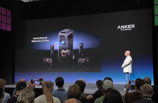 率先出牌！强悍充电产品外这款派对神器太酷了PG麻将胡了模拟器Anker安克IFA25(图2)