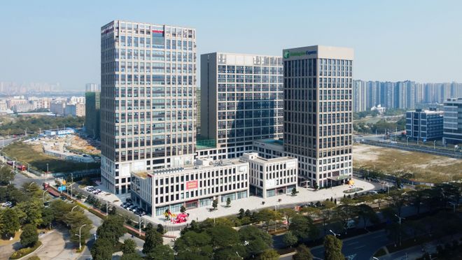 RROW箭牌P50智能马桶重塑智能如厕新标准PG电子麻将胡了模拟器从洁净除菌到智慧交互A(图1)