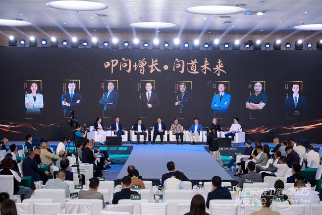 淋浴花洒【浴旺】参加2025民族卫浴峰会PG麻将胡了网站入口工厂外贸暗装LED(图4)